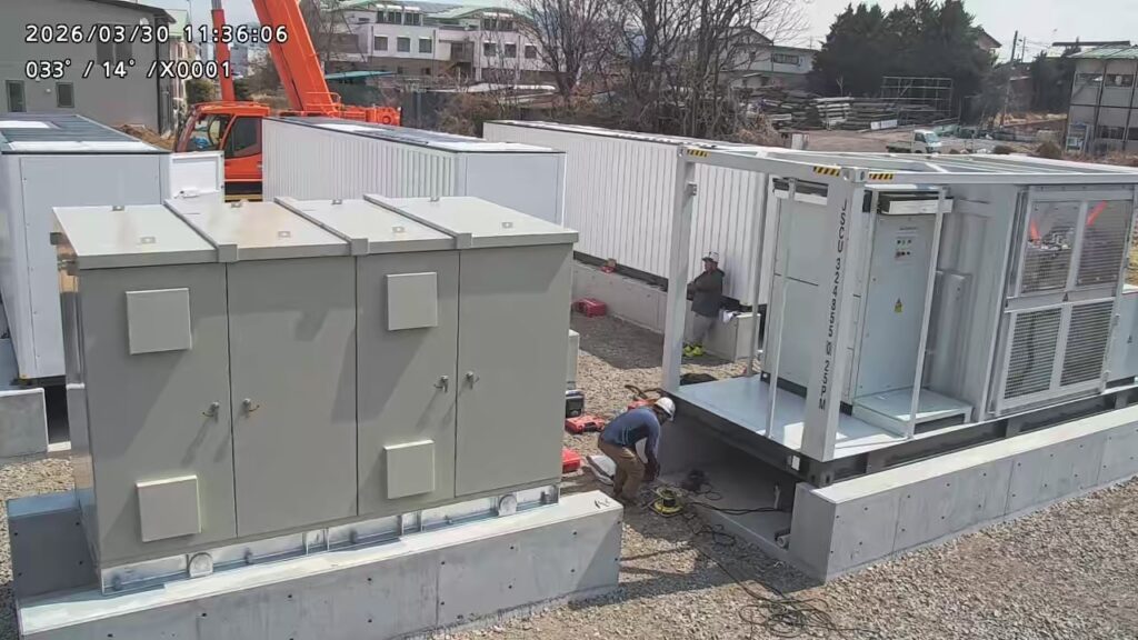 系統用蓄電池の設備・土地・工事・系統接続から初期費用が構成されるイメージ